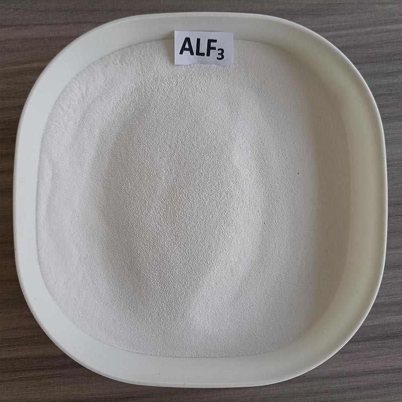 فلوراید آلومینیوم AlF3 مناسب برای جریان گلیزر زعفران و فلزات غیر آهنین