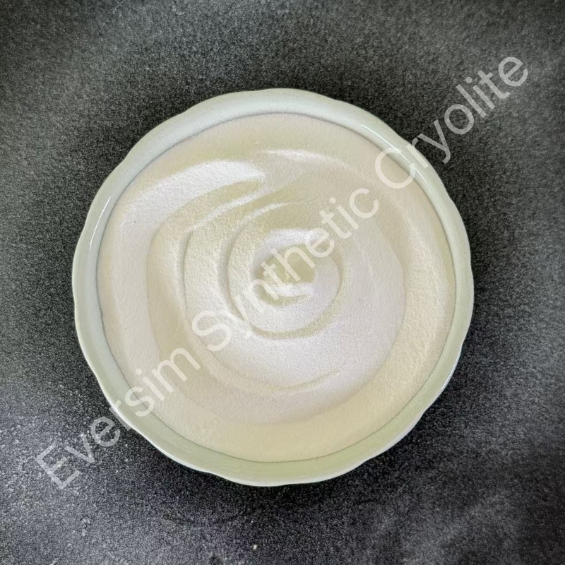 محصول شیمیایی با خلوص بالا CAS15096-52-3 200 مش Na3AlF6 کرایولیت سدیم 99.9٪ برای صنعت ساینده